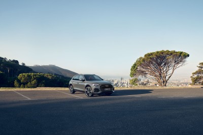 Audi Q5 Front-/Seitenansicht