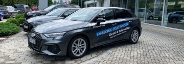 Ersatzwagen Fahrschule Seitenansicht Audi