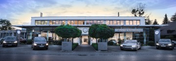 Außenansicht Autohaus München VW